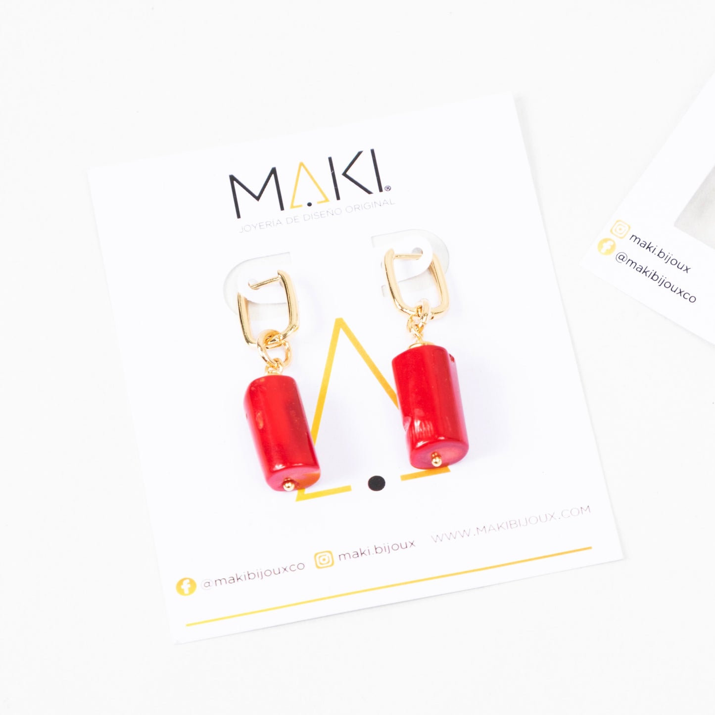 Aretes coral rojo | Maki